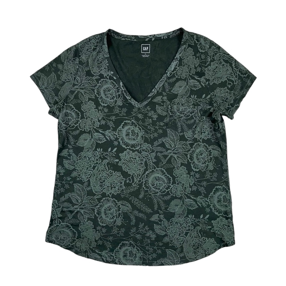 Like New GAP Floral Vintage Wash Tee V Neck Large Army Green